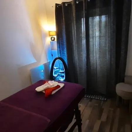 L'instant Bleu بيت ضيافة