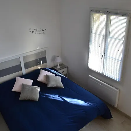 L'instant Bleu Gæstehus 3*