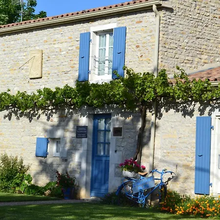 بيت ضيافة L'instant Bleu مارانس