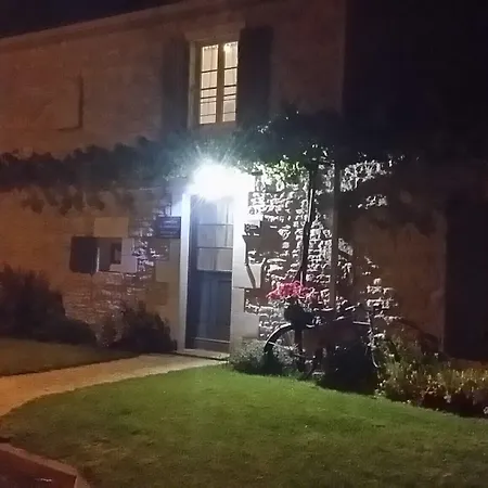 Konukevi L'instant Bleu 3*