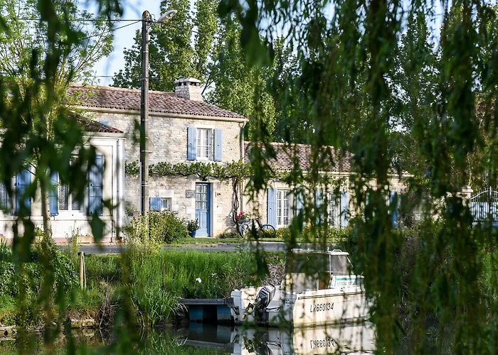 L'instant Bleu 3* Marans (Charente-Maritime)